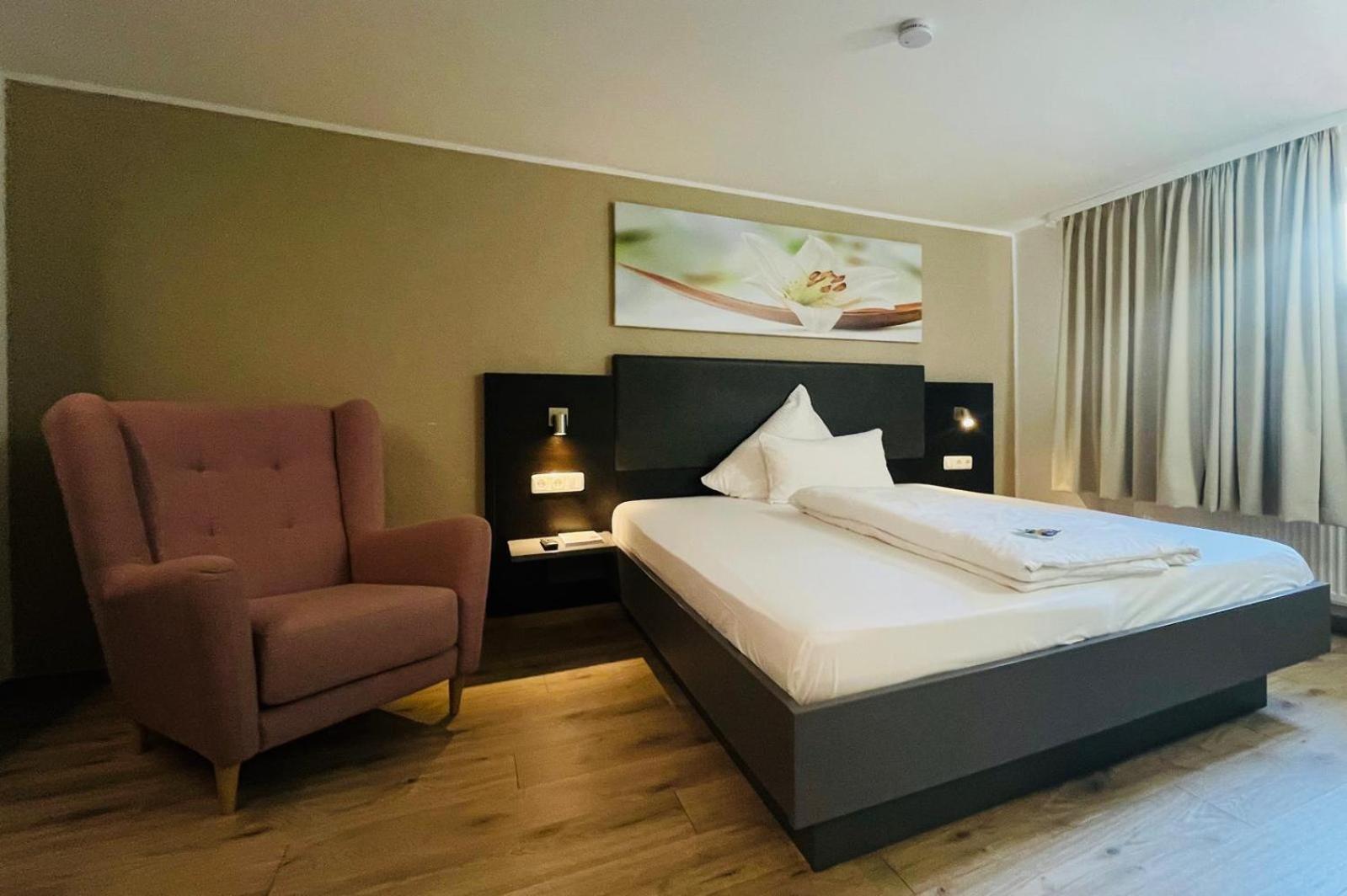Hotel Waldesruh Mühltal Esterno foto