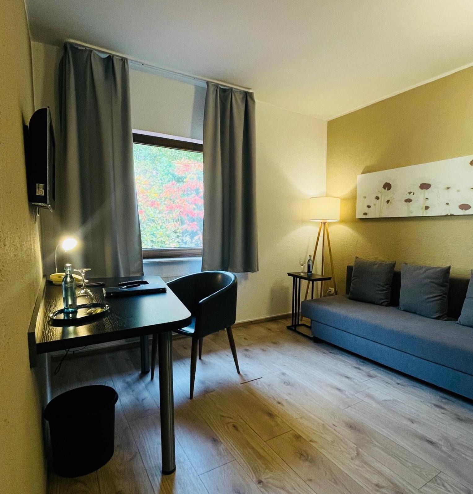 Hotel Waldesruh Mühltal Esterno foto