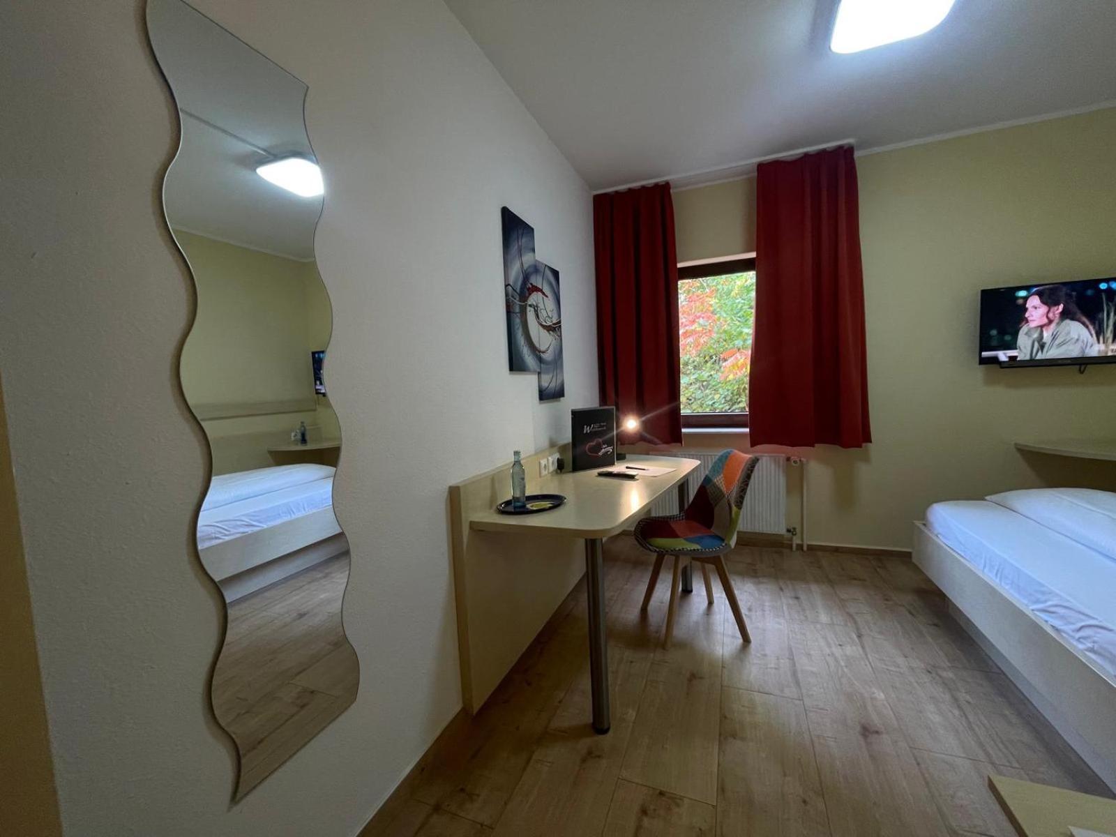 Hotel Waldesruh Mühltal Esterno foto